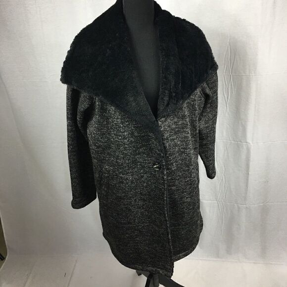 Steve Madden charcoal gray 1X faux fur lined coat - Picture 1 of 8